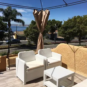 Port,free Parking , Estepona Espagne